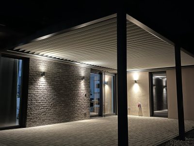 Pergola blanche - Fermetures du Sud